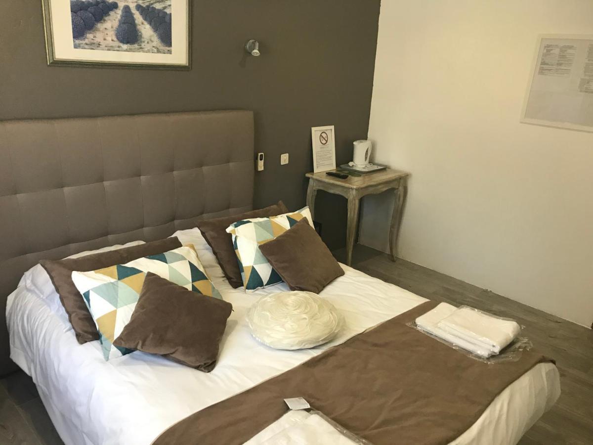 Hotel Les Mimosas Борм-ле-Мімоза Екстер'єр фото