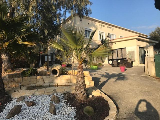 Hotel Les Mimosas Борм-ле-Мімоза Екстер'єр фото
